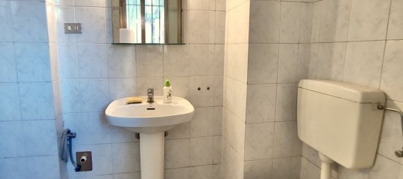 Apartamento de 4 habitaciónes en Moncalieri, Italy No. 52191 38