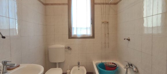 Apartamento de 4 habitaciónes en Moncalieri, Italy No. 52191 15