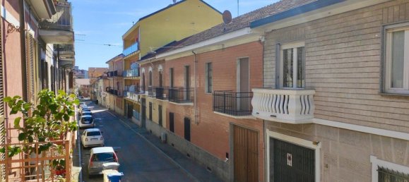 Apartamento de 4 habitaciónes en Moncalieri, Italy No. 52191 12