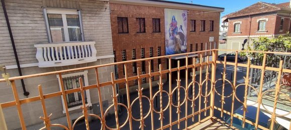 Apartamento de 4 habitaciónes en Moncalieri, Italy No. 52191 5