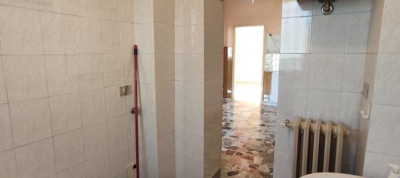 Apartamento de 4 habitaciónes en Moncalieri, Italy No. 52191 17