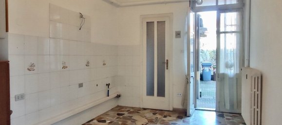 Apartamento de 4 habitaciónes en Moncalieri, Italy No. 52191 26