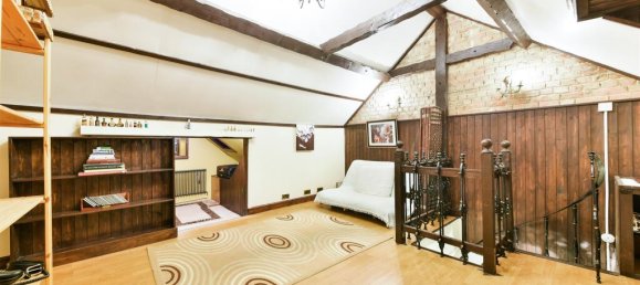 3 غرف نوم شقة في Feltham, United Kingdom رقم 9855 7