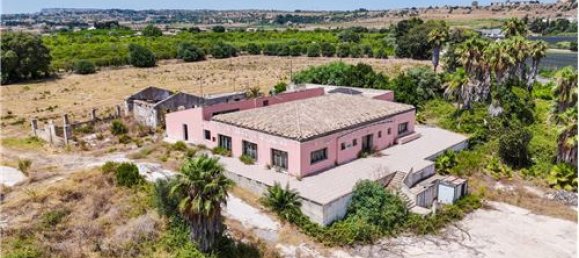 1 room Commercial property in Syracuse, Italy No. 280260 35