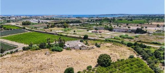 1 room Commercial property in Syracuse, Italy No. 280260 11