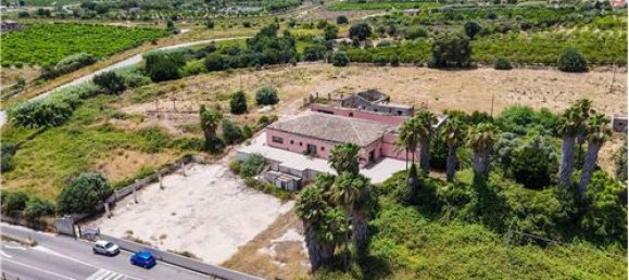 1 room Commercial property in Syracuse, Italy No. 280260 19