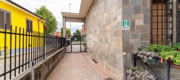 3 bedrooms Apartment in Grugliasco, Italy No. 323121 36