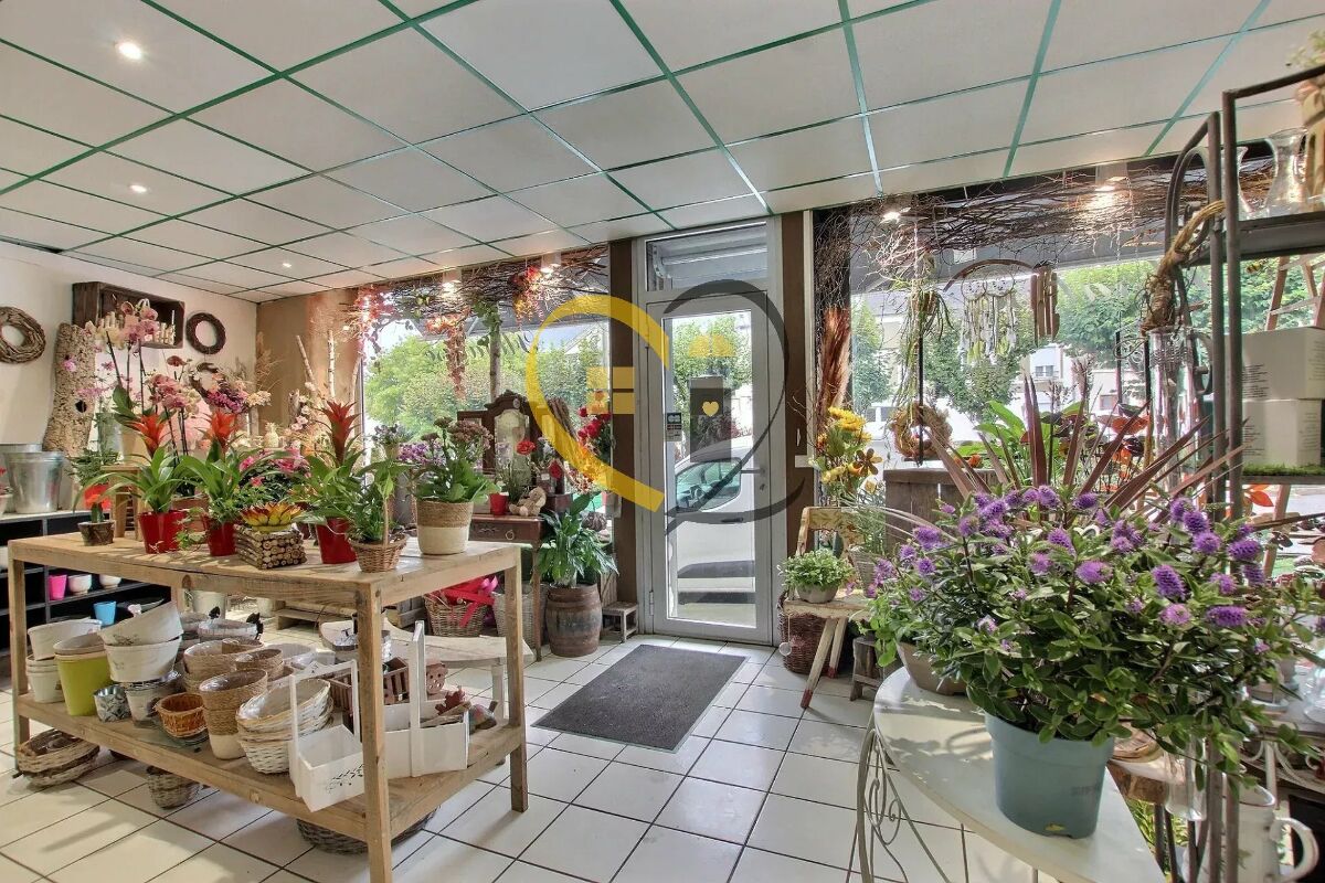 Apartamento de 6 habitaciónes en Saint-Martin-d'Auxigny, France No. 214103