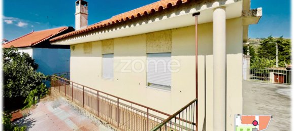 3 bedrooms House in Frechas, Portugal No. 85823 20