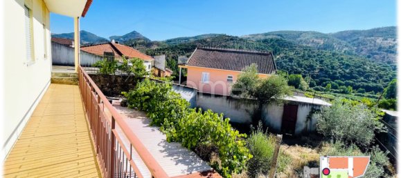 3 bedrooms House in Frechas, Portugal No. 85823 24