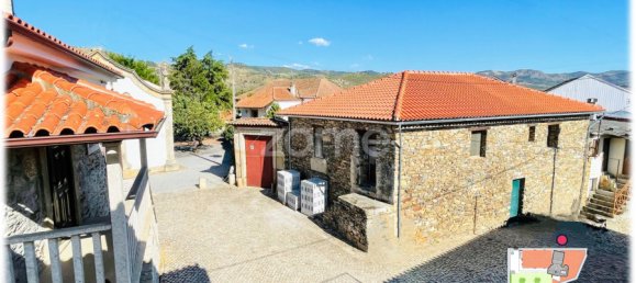 3 bedrooms House in Frechas, Portugal No. 85823 2