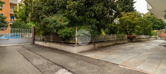 2 bedrooms Apartment in Caselle Torinese, Italy No. 322139 3