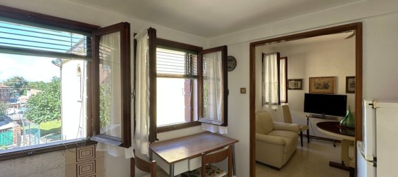 3 bedrooms Apartment in Venice, Italy No. 381276 9