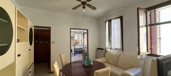 3 bedrooms Apartment in Venice, Italy No. 381276 5