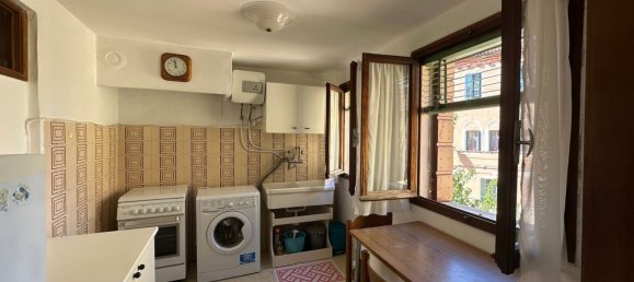 3 bedrooms Apartment in Venice, Italy No. 381276 7