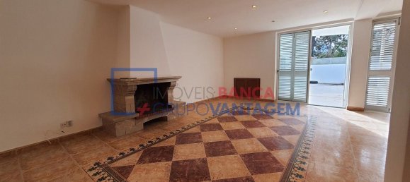 4 bedrooms House in Seixal, Portugal No. 19596 14