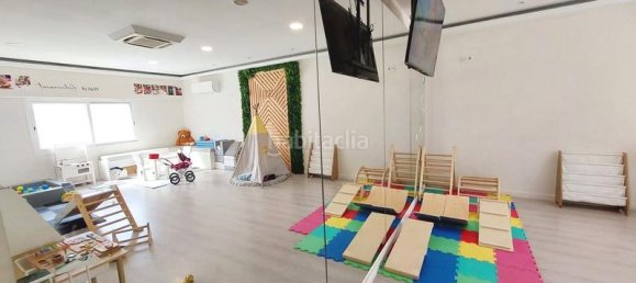 Gewerbliche Immobilie in Fuengirola, Spain 400m², Nr. 77127 12