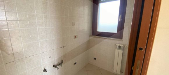 3غرفة شقة في Modugno, Italy رقم 20965 11