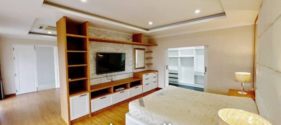 5 Schlafzimmer Villa in Pattaya, Thailand, Nr. 25208 9