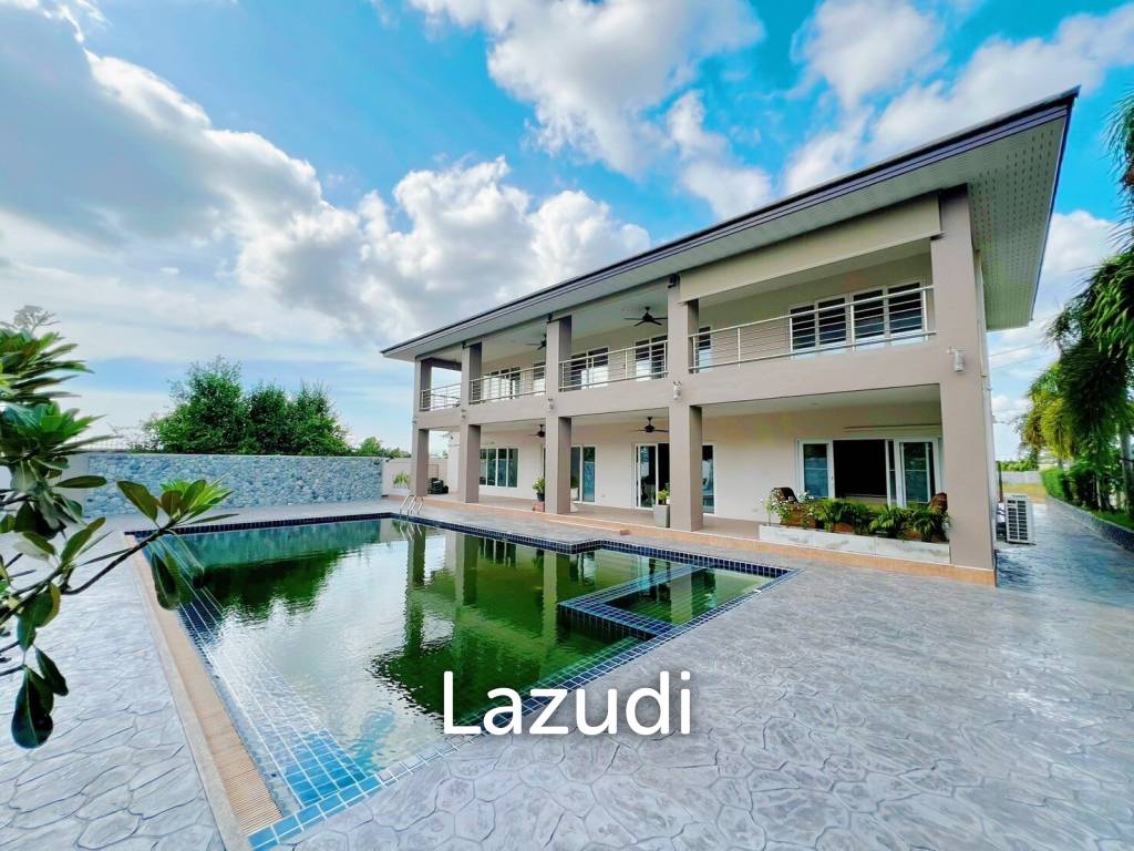 5 Schlafzimmer Villa in Pattaya, Thailand, Nr. 25208