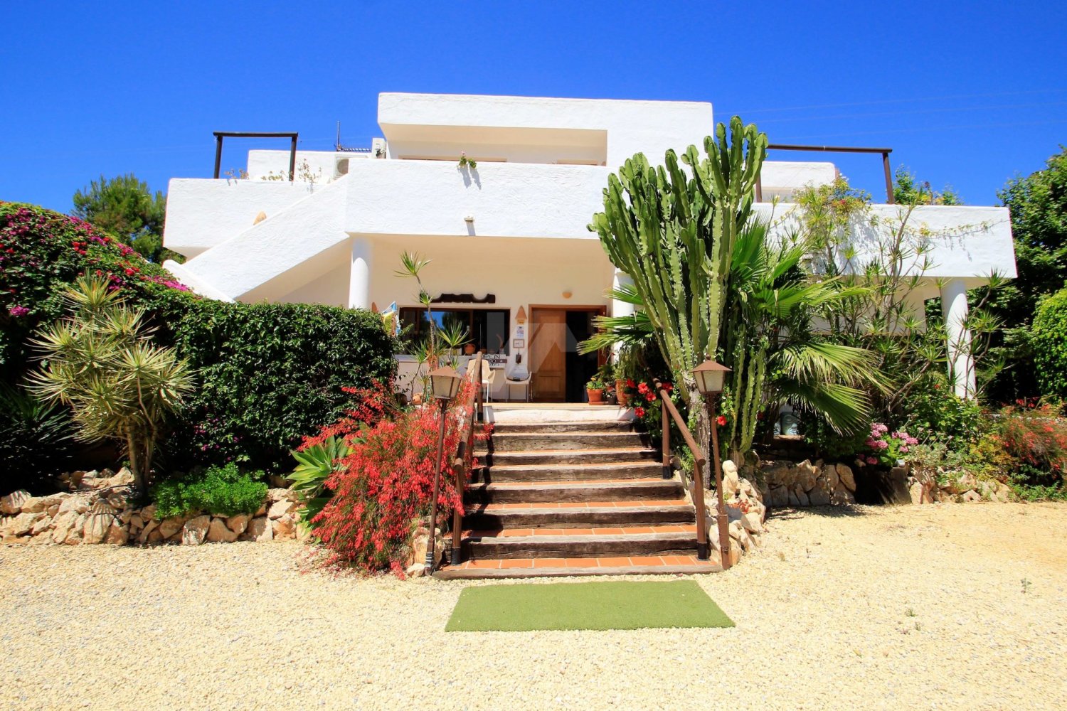5 bedrooms Villa in Teulada, Spain No. 3150
