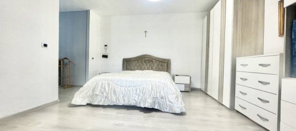 8 bedrooms Villa in Rome, Italy No. 138026 5