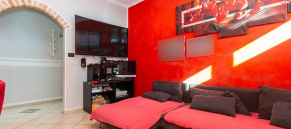 2 bedrooms Apartment in Rivoli, Italy No. 55334 2