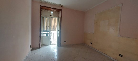 Квартира с 4 комнатами в Торре дель Греко, Италия № 8949 20