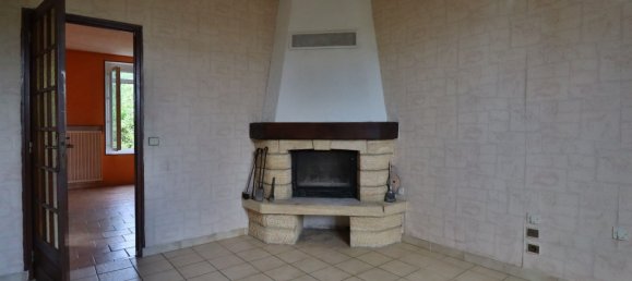 2 bedrooms House in La Chapelle-Saint-Luc, France No. 262715 5