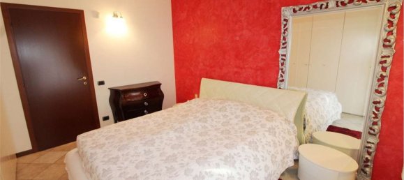 3 rooms Apartment in Dalmine, Italy No. 110400 21