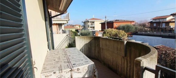 3 rooms Apartment in Dalmine, Italy No. 110400 13