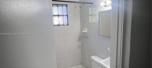 1 dormitorio terreno en alquiler en Miami, Miami-Dade, Florida, USA № 614965 2