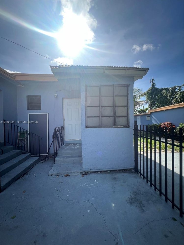 1 dormitorio terreno en alquiler en Miami, Miami-Dade, Florida, USA № 614965