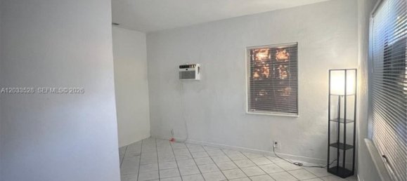 1 dormitorio terreno en alquiler en Miami, Miami-Dade, Florida, USA № 614965 5