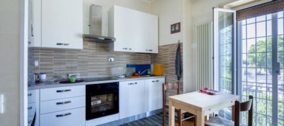 2 bedrooms Apartment in Rome, Italy No. 318278 3