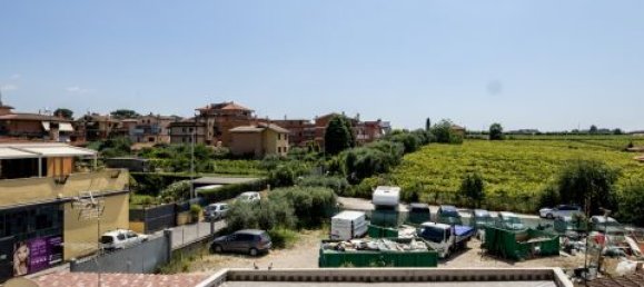 2 bedrooms Apartment in Rome, Italy No. 318278 18