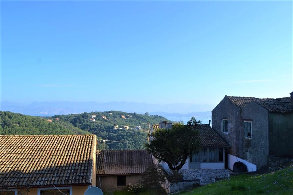 4 bedrooms Commercial property in Corfu, Greece No. 3711