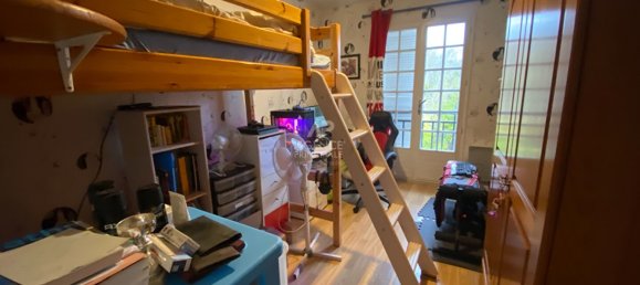 3 bedrooms Villa in Osny, France No. 167719 7