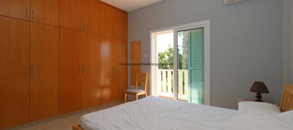 4 bedrooms House in Deryneia, Cyprus No. 23849 20