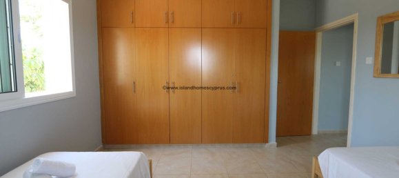 4 bedrooms House in Deryneia, Cyprus No. 23849 24