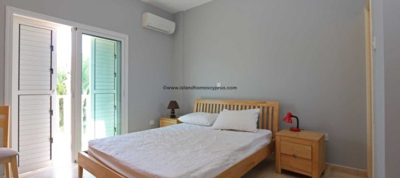 4 bedrooms House in Deryneia, Cyprus No. 23849 16