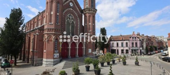4 bedrooms House in Roubaix, France No. 277625 3
