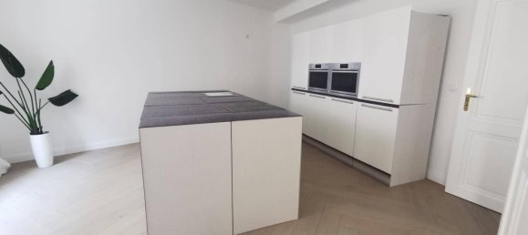 Квартира с 4 комнатами в Вена, Австрия № 211650 5