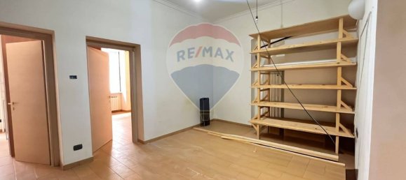 5 غرف نوم شقة في Savona, Italy رقم 324375 14