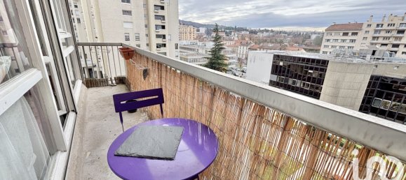 Квартира с 2 комнатами в Сент-Этьен, Франция № 264272 6