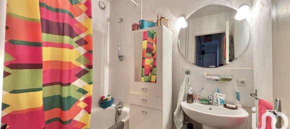 Квартира с 2 комнатами в Сент-Этьен, Франция № 264272 8