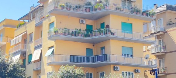 Квартира с 3 спальнями в Рим, Италия № 352545 16