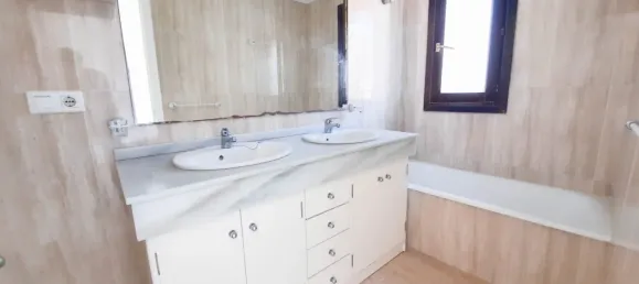 Moradia em banda T4 em Alcorrin, Spain N.º 64150 17