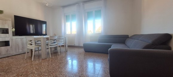 Apartamento de 4 habitaciónes en Lugo, Italy No. 230019 6