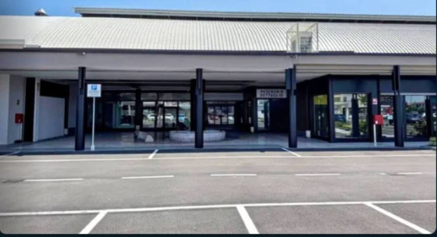 386m² Commercial property in Carpenedolo, Italy No. 335633